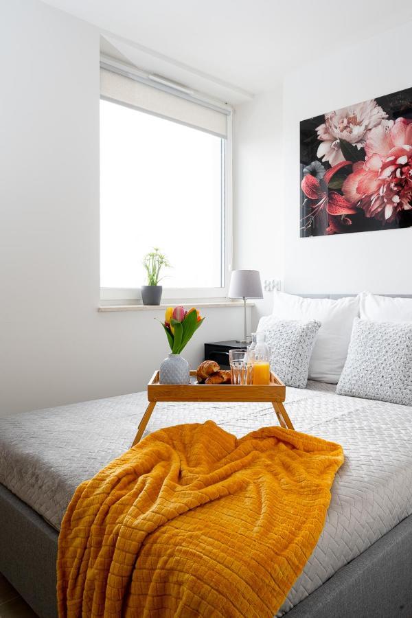 Easy Rent Apartments - Smart 708 لوبلين المظهر الخارجي الصورة